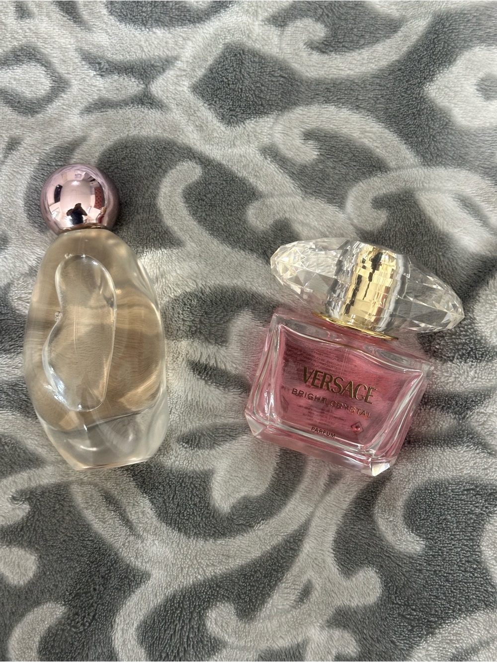 Parfum V and KJ